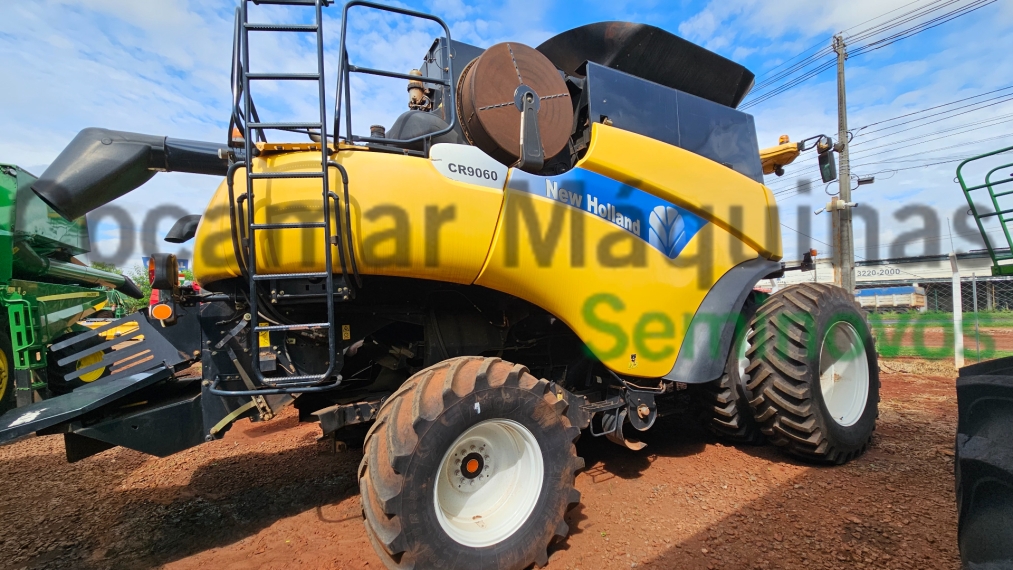 new holland colheitadeira cr 9060 2012 diesel 2p automatico1