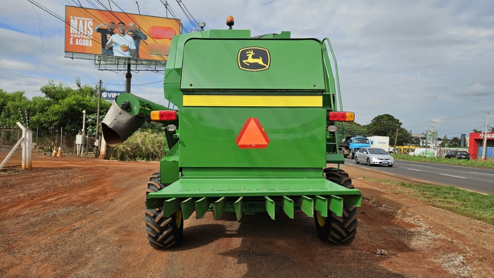 colheitadeira john deere 15701
