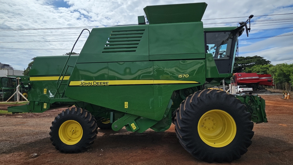 colheitadeira john deere 15702