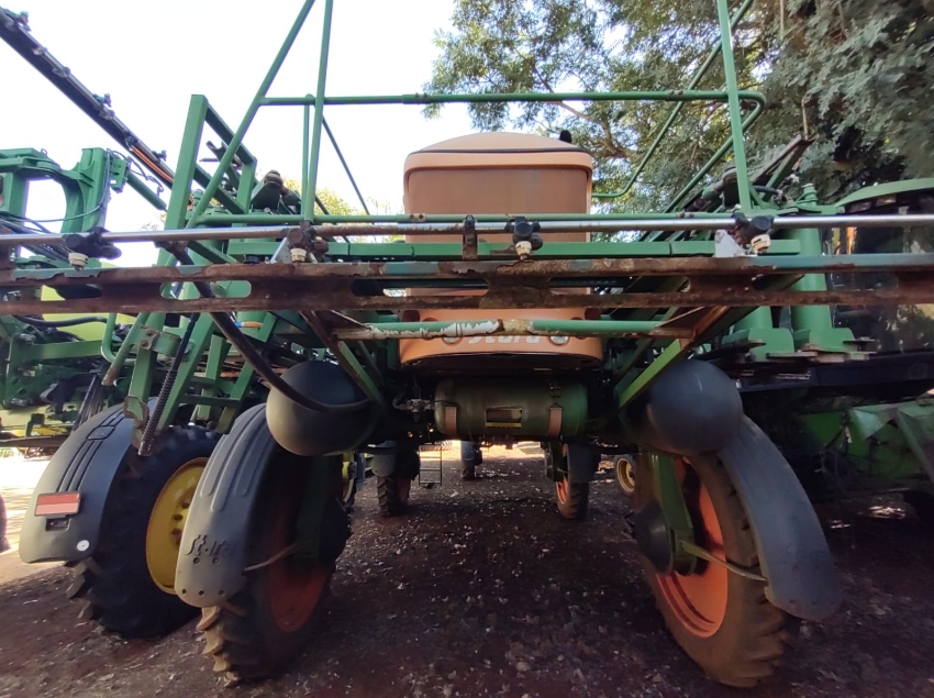 pulverizador autopropelido stara imperador 3100 ano 2015