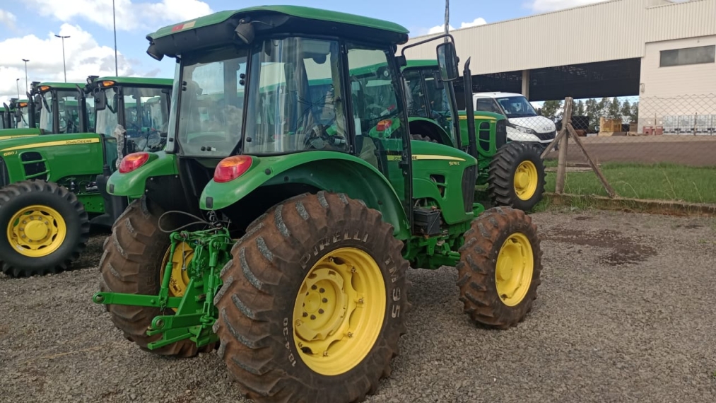trator john deere 5078e ano 2018