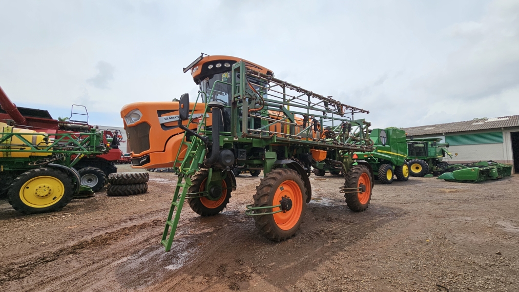 pulverizador autopropelido stara gladiador 2300 ano 20171