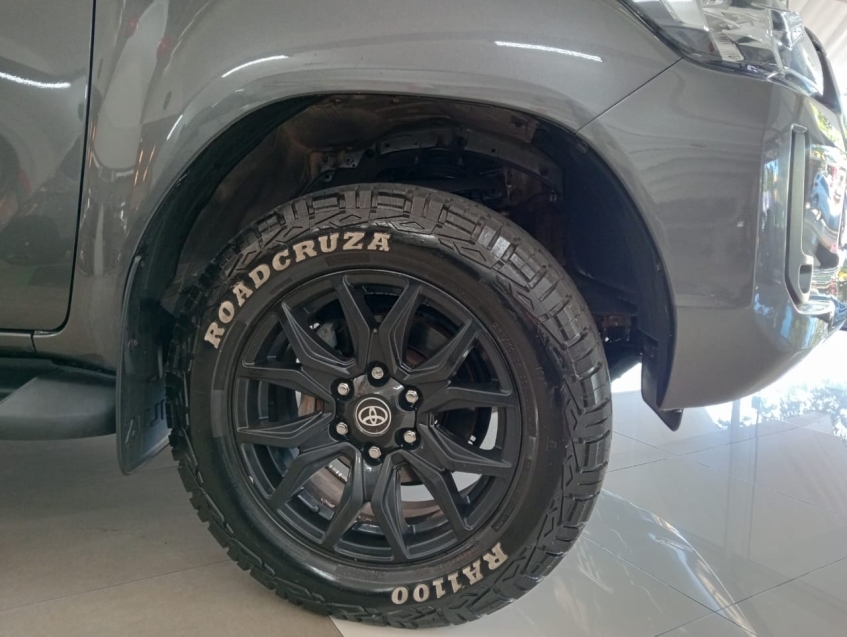 oferta imperdivel, hillux 2.8 cdsr a4fd diesel, 30 por cento de entrada em 24x