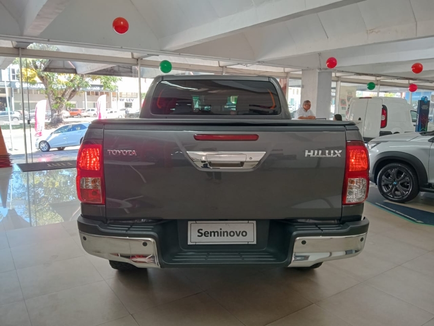 oferta imperdivel, hillux 2.8 cdsr a4fd diesel, 30 por cento de entrada em 24x