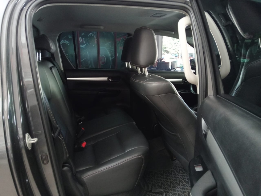 oferta imperdivel, hillux 2.8 cdsr a4fd diesel, 30 por cento de entrada em 24x