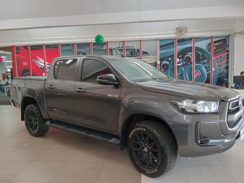 oferta imperdivel, hillux 2.8 cdsr a4fd diesel, 30 por cento de entrada em 24x oferta imperdivel, hillux 2.8 cdsr a4fd diesel, 30 por cento de entrada em 24x