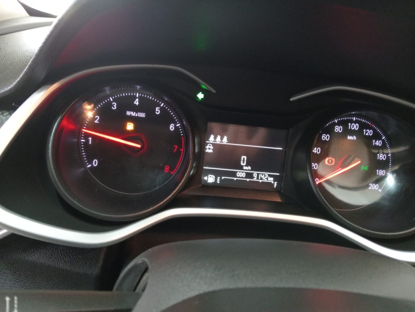 chevrolet onix 1,0 lt
