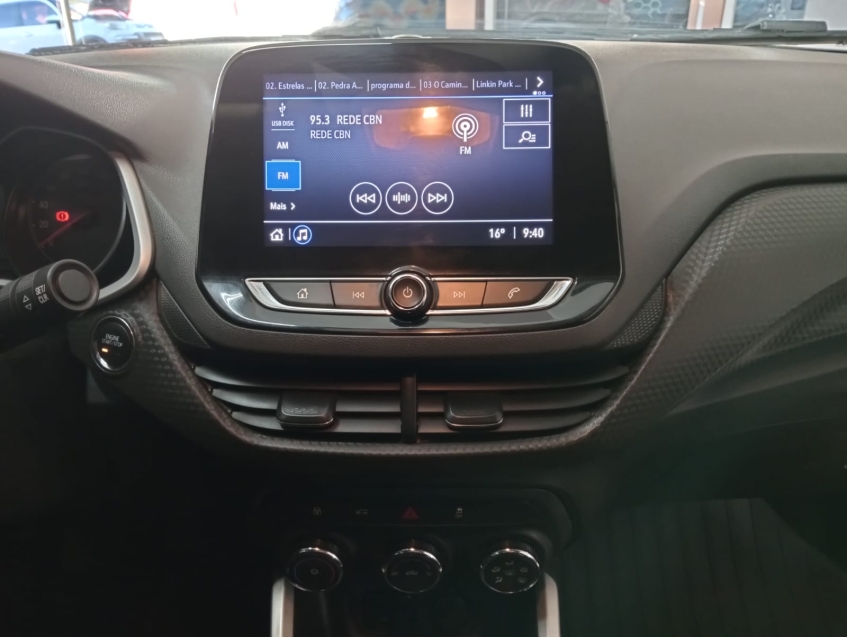 chevrolet onix 1,0 lt