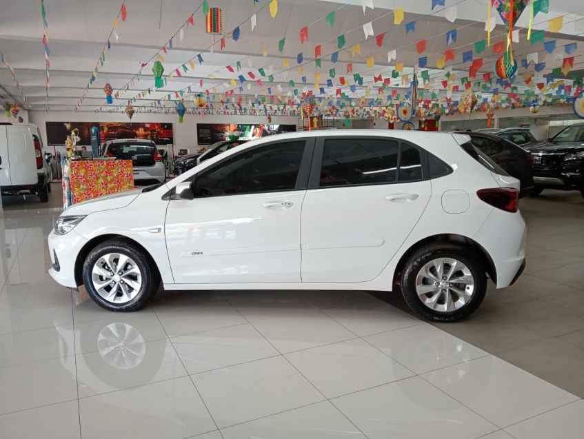 chevrolet onix 1,0 lt