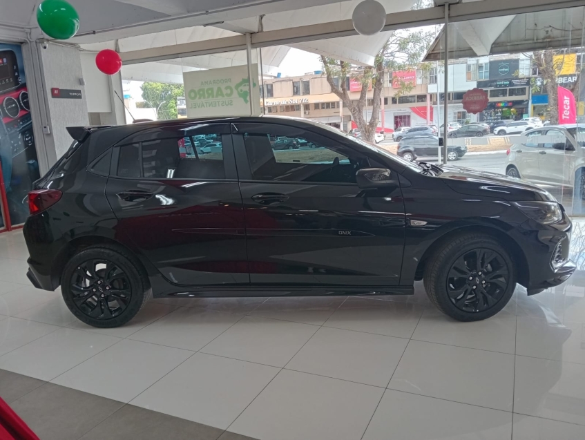 chevrolet onix