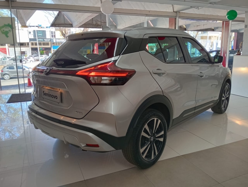 nissan kicks 1.6 nissan kicks 1.6