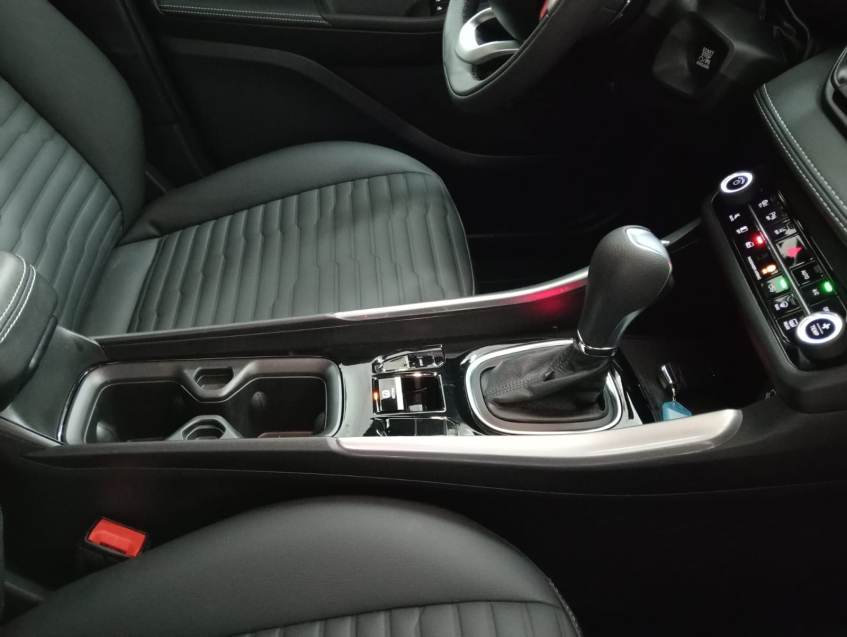 oferta imperdivel, fastback impetus hibrido 1.0, em 30 por cento de entrada 24x