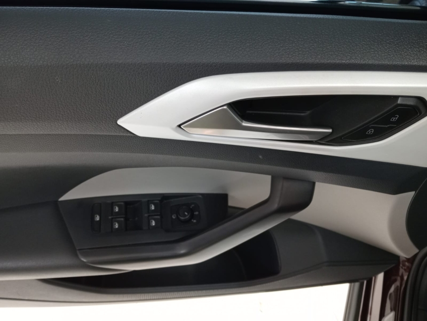 t- cross 1.0 comfortline tsi at t- cross 1.0 comfortline tsi at