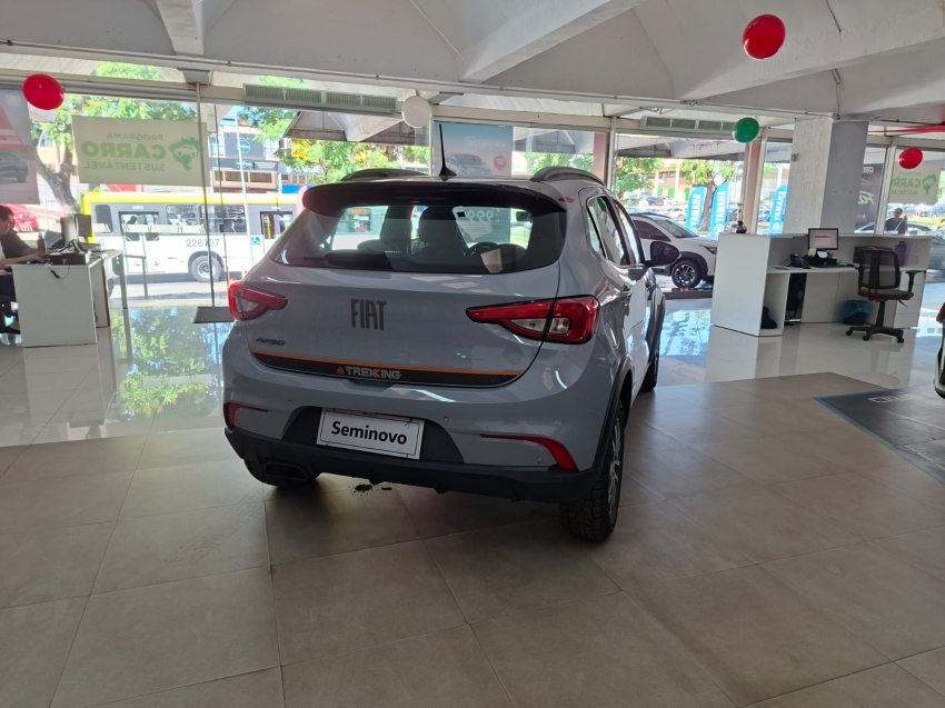 fiat argo trenking 1.3 manual usado2