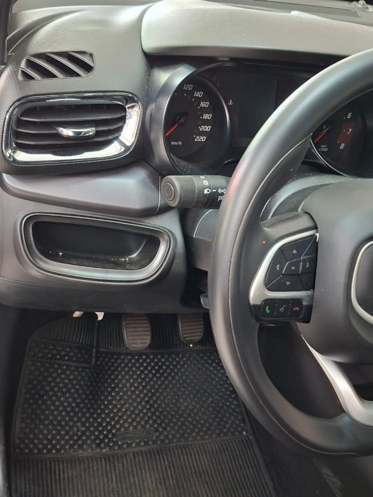 fiat argo trenking 1.3 manual usado8