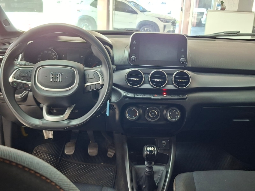 fiat argo trenking 1.3 manual usado4