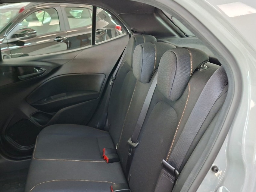 fiat argo trenking 1.3 manual usado12