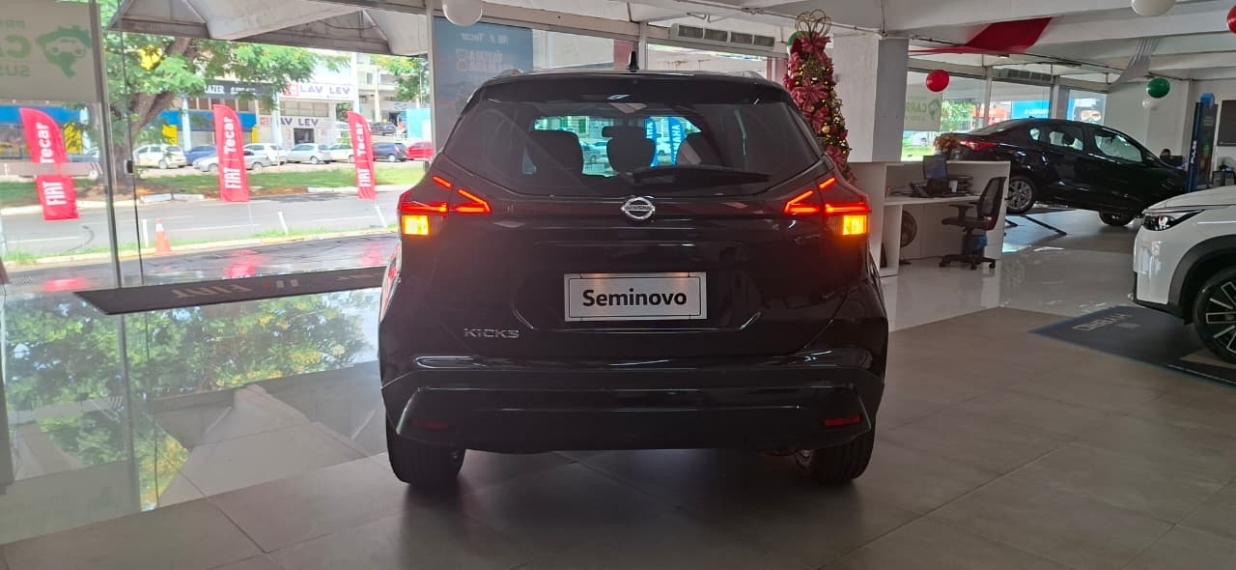 nissan kikis adavnt seminovo12