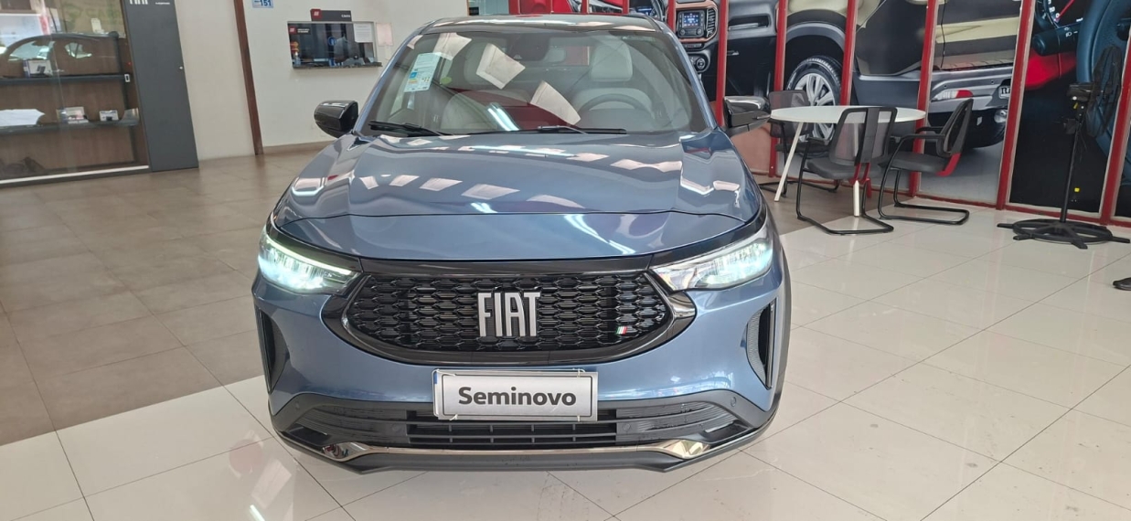 fastback impetus hybrid  seminovo ,limpa patio de teste drive