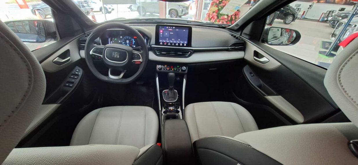 fastback impetus hybrid  seminovo ,limpa patio de teste drive12