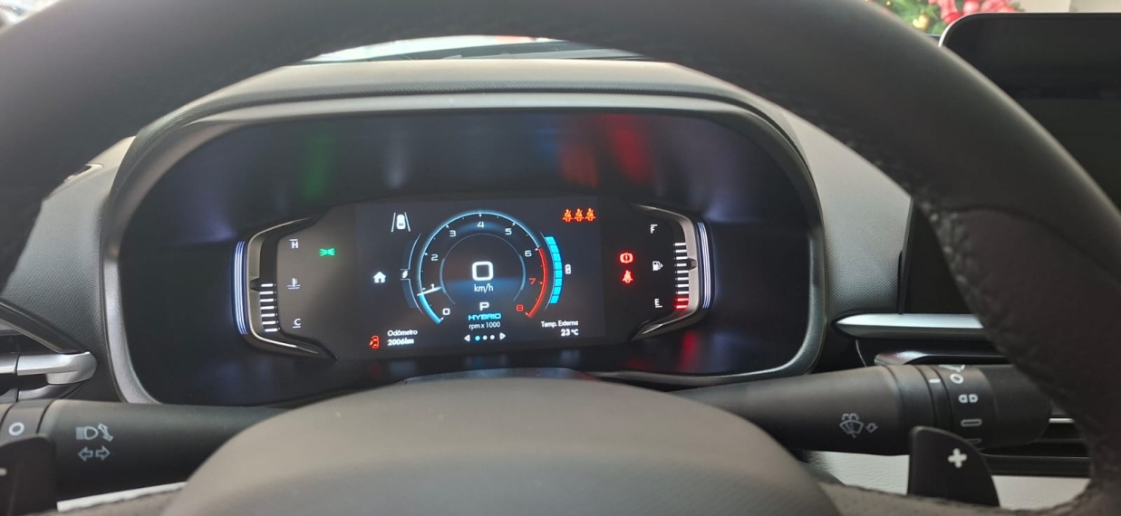 fastback impetus hybrid  seminovo ,limpa patio de teste drive6