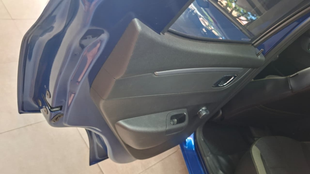 renalt kwid outsider seminovo25