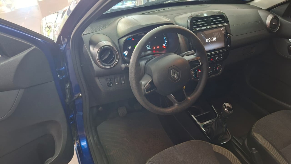 renalt kwid outsider seminovo10