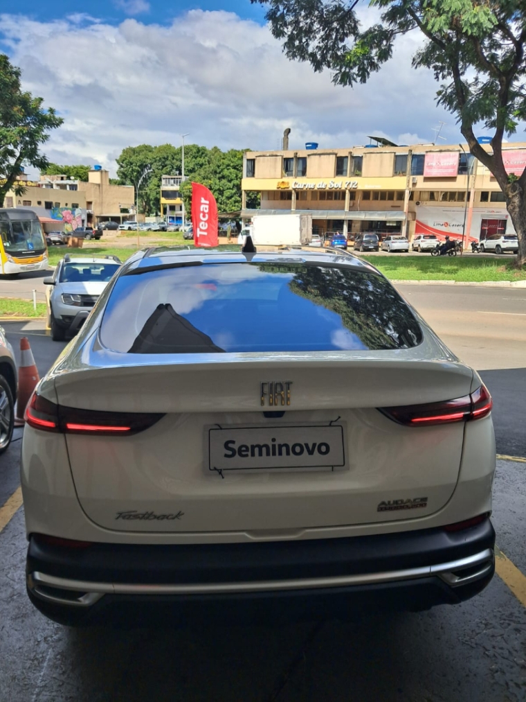 fiat fastback audace 1.0 t 200 automatico10