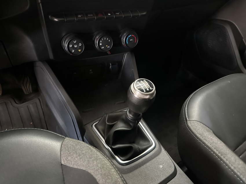renault duster iconic 1.6/1.3 turbo cvt flex preto seminovo10