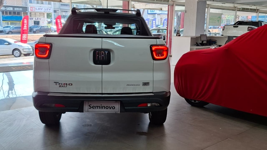 fiat toro endurance/freedom 1.3 turbo 270 flex at6 branca 2024/2025 seminovo5