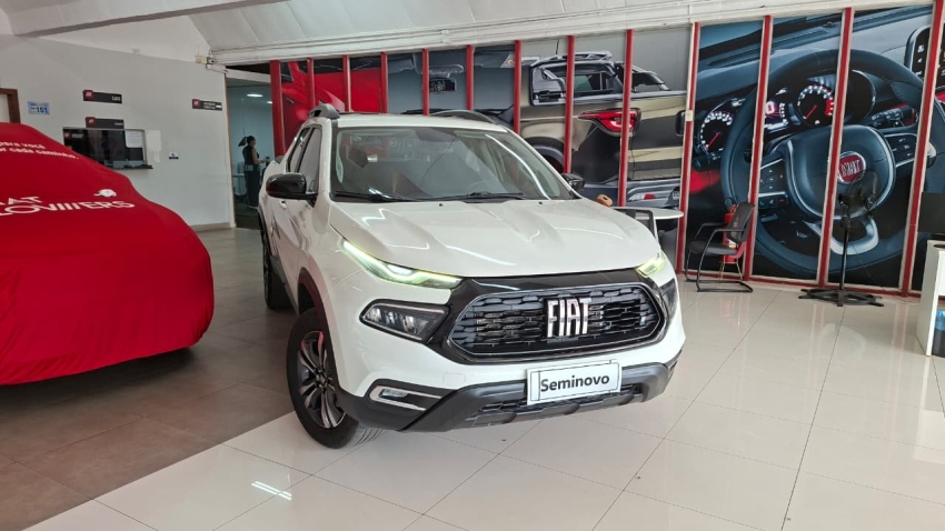 fiat toro endurance/freedom 1.3 turbo 270 flex at6 branca 2024/2025 seminovo0