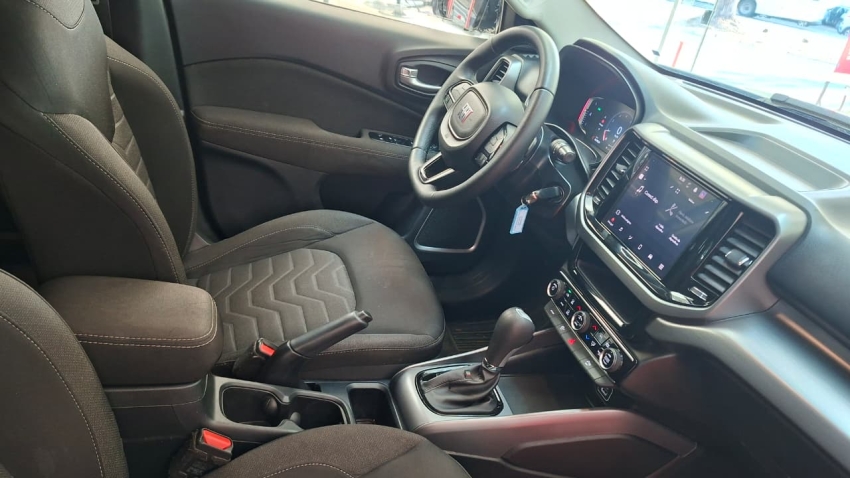 fiat toro endurance/freedom 1.3 turbo 270 flex at6 branca 2024/2025 seminovo13