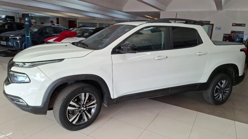 fiat toro endurance/freedom 1.3 turbo 270 flex at6 branca 2024/2025 seminovo