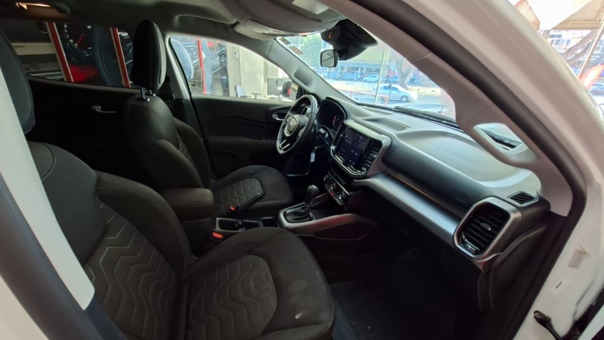 fiat toro endurance/freedom 1.3 turbo 270 flex at6 branca 2024/2025 seminovo12