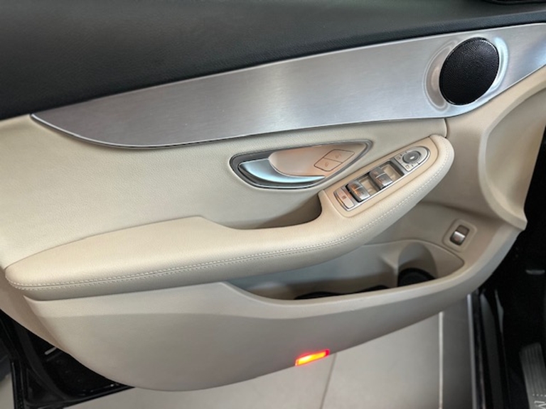 mercedes-benz c 180 1.6 cgi flex avantgarde 9g-tronic 4p automatico 201911