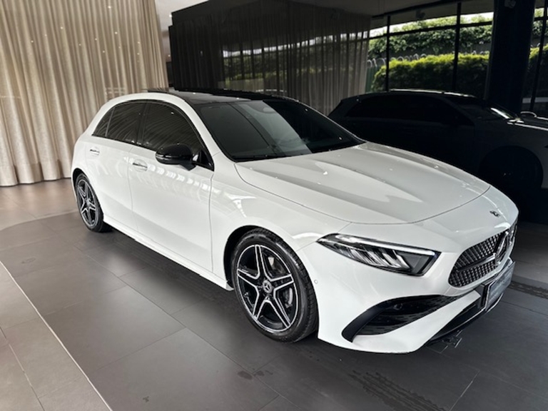 mercedes-benz a 200 1.3 mhev amg line 7g-dct hibrido 4p automatico 2025