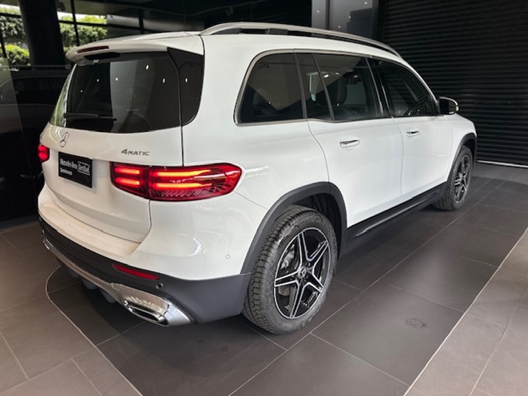 mercedes-benz glb 220 2.0 4m amg line hibrido 4p automatico 20254