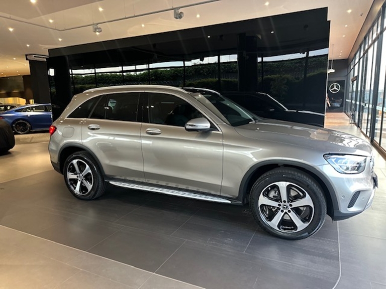 mercedes-benz glc 220d 2.0 turbo diesel enduro 9g-tronic 4p automatico 20213