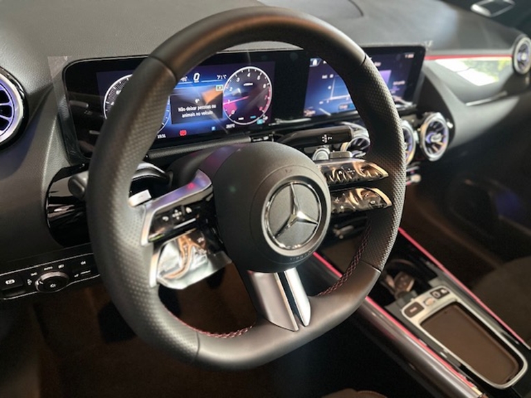 mercedes-benz gla 200 1.3 mhev amg line 7g-dct hibrido 4p automatico 20256