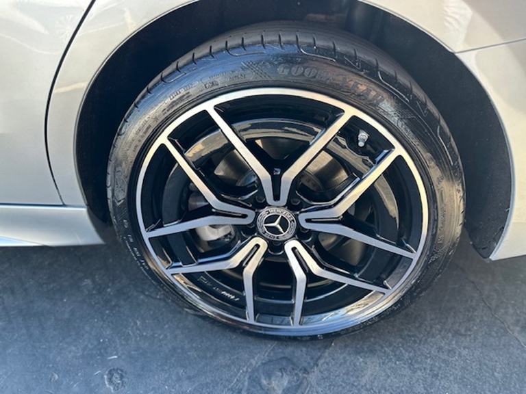 mercedes-benz c 300 2.0 eq boost hibrido amg line 9g-tronic 4p automatico 20249