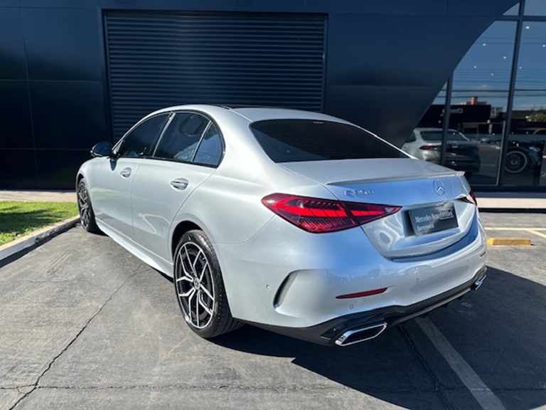 mercedes-benz c 300 2.0 eq boost hibrido amg line 9g-tronic 4p automatico 20243