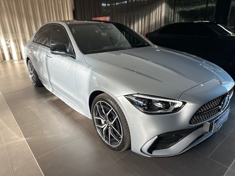 mercedes-benz c 300 2.0 eq boost hibrido amg line 9g-tronic 4p automatico 20241