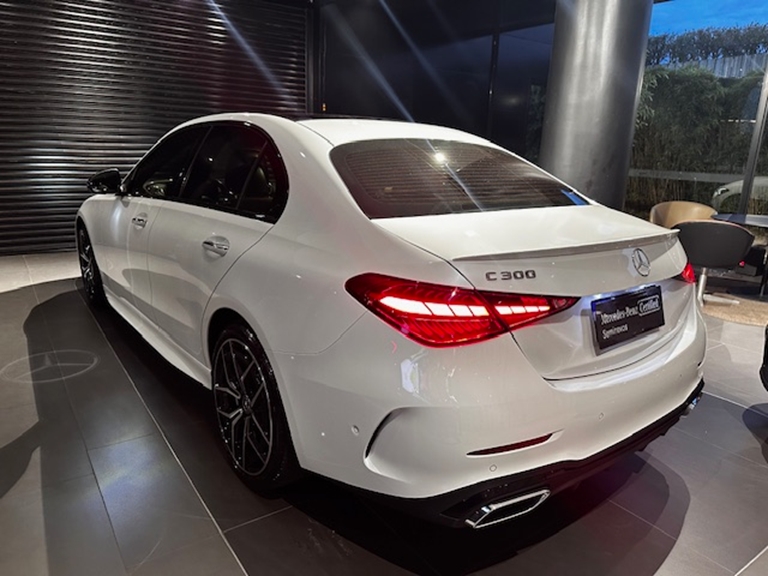 mercedes-benz c 300 2.0 eq boost hibrido amg line 9g-tronic 4p automatico 20223