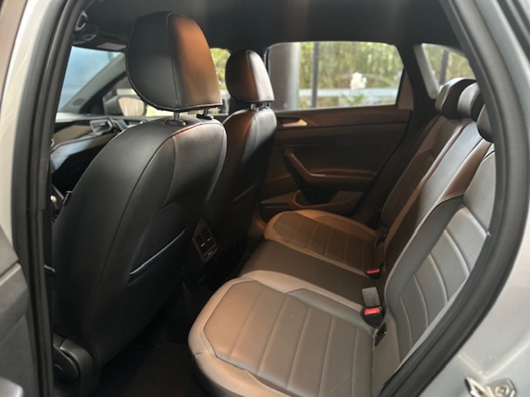 volkswagen nivus 1.0 200 tsi total flex highline automatico 4p 20218