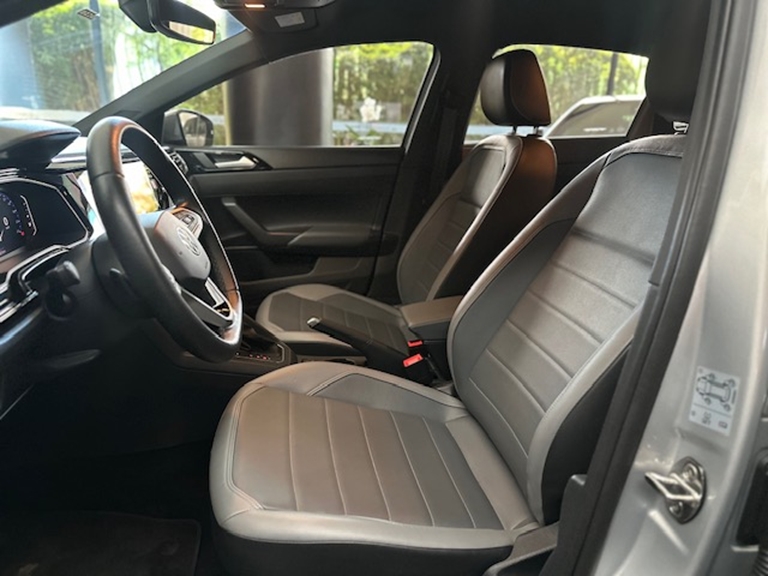 volkswagen nivus 1.0 200 tsi total flex highline automatico 4p 20217