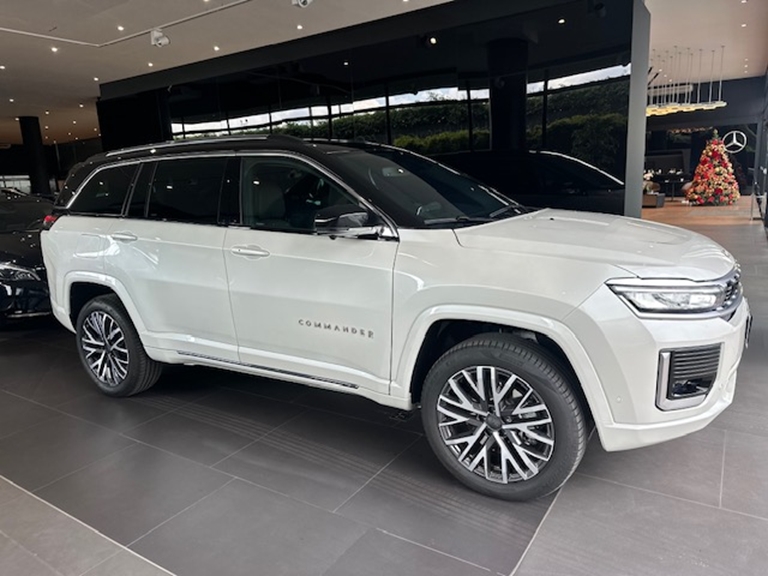 jeep commander 2.2 turbo diesel overland at9 4p automatico 20261