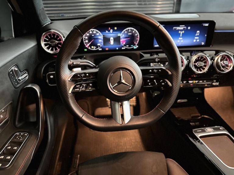 mercedes-benz a 200 1.3 cgi gasolina amg line 7g-dct hibrido 4p automatico 202310