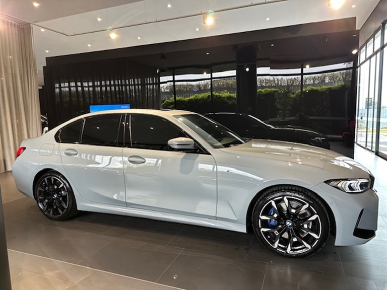 bmw 320i 2.0 16v turbo flex m sport automatico 4p 2025