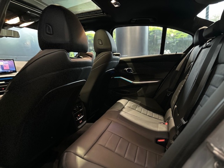 bmw 320i 2.0 16v turbo flex m sport automatico 4p 202511