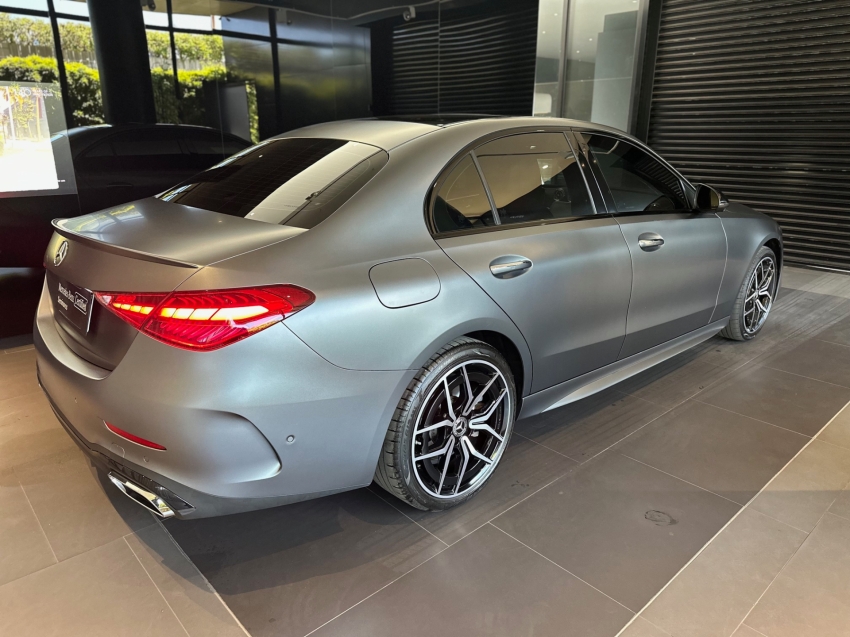 mercedes-benz c 300 2.0 eq boost hibrido amg line 9g-tronic 4p automatico 20233
